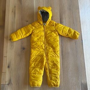 baby GAP Kids Yellow Snowsuit with Bear Ears 18-24 months